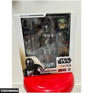 MAFEX The Mandalorian Chrome Ver. - Image 4