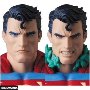 MAFEX Superman (Hush Ver.) - Image 3